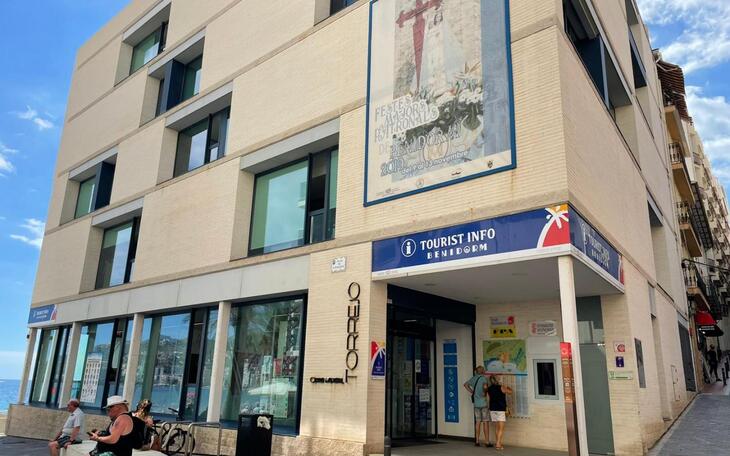Las oficinas de Turismo Centro y Rincón renuevan la “Q” de Calidad Turística